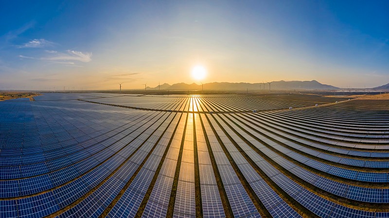 Фотоэлектрическое стекло